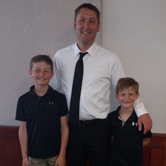 Meet your Posher, Dustin - Picture 1 of 1